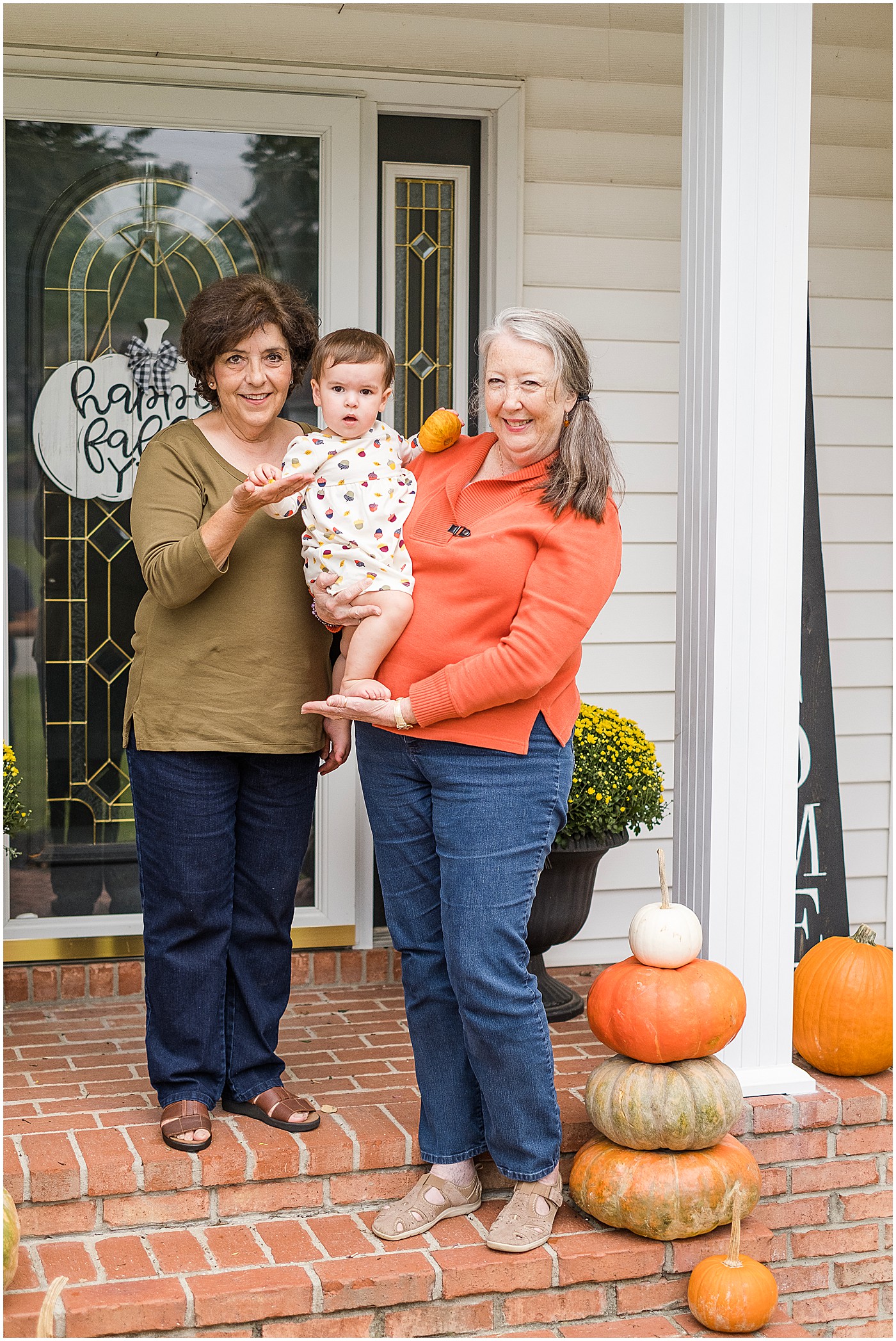 baby portraits with grandparents on both sides