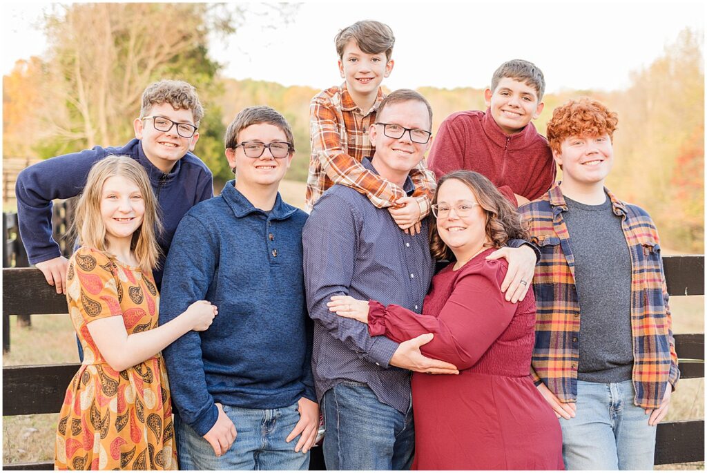 fall family portraits at barren river